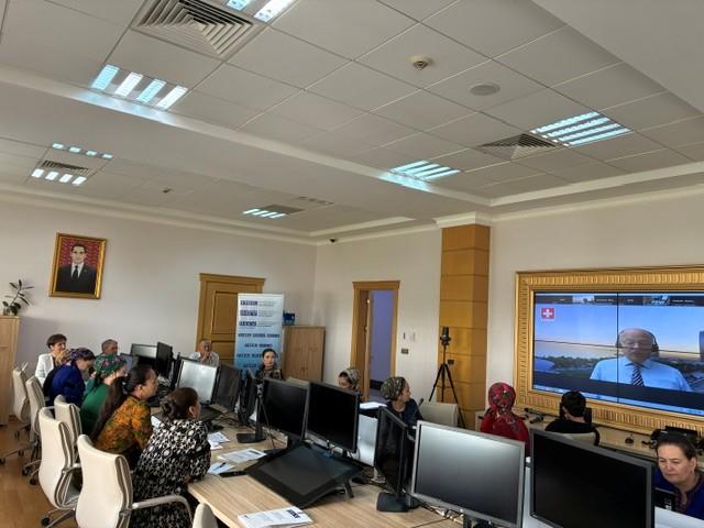 Seminar on IT in early warning