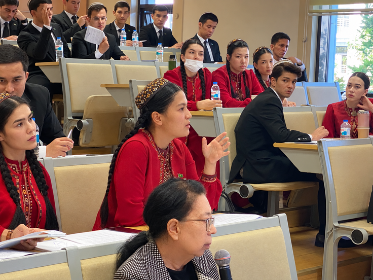 Participants during a lecture course on humanitarian law